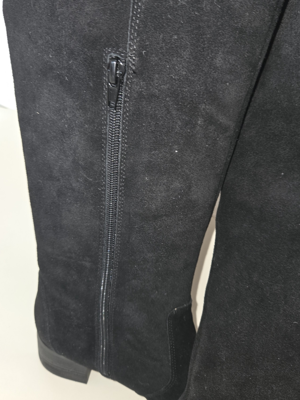 CORSO COMO Women's Black Suede Over-the-Knee Boots with Low Block Heel WOMENS  9 - Picture 4 of 11